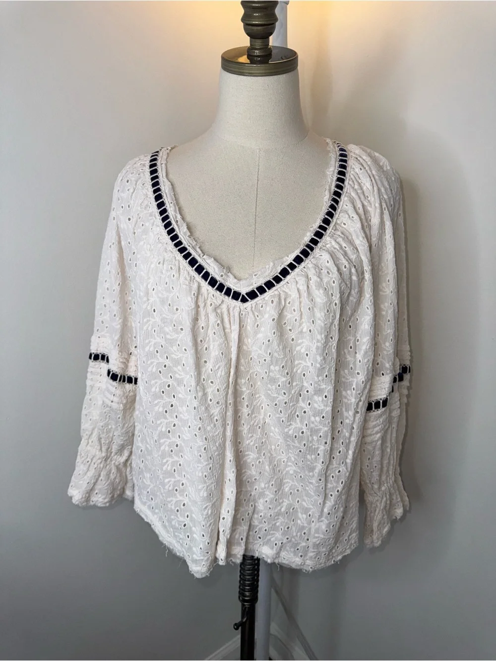 Free People Women’s Medium White Black Darcy Eyelet Blouse Crop Top